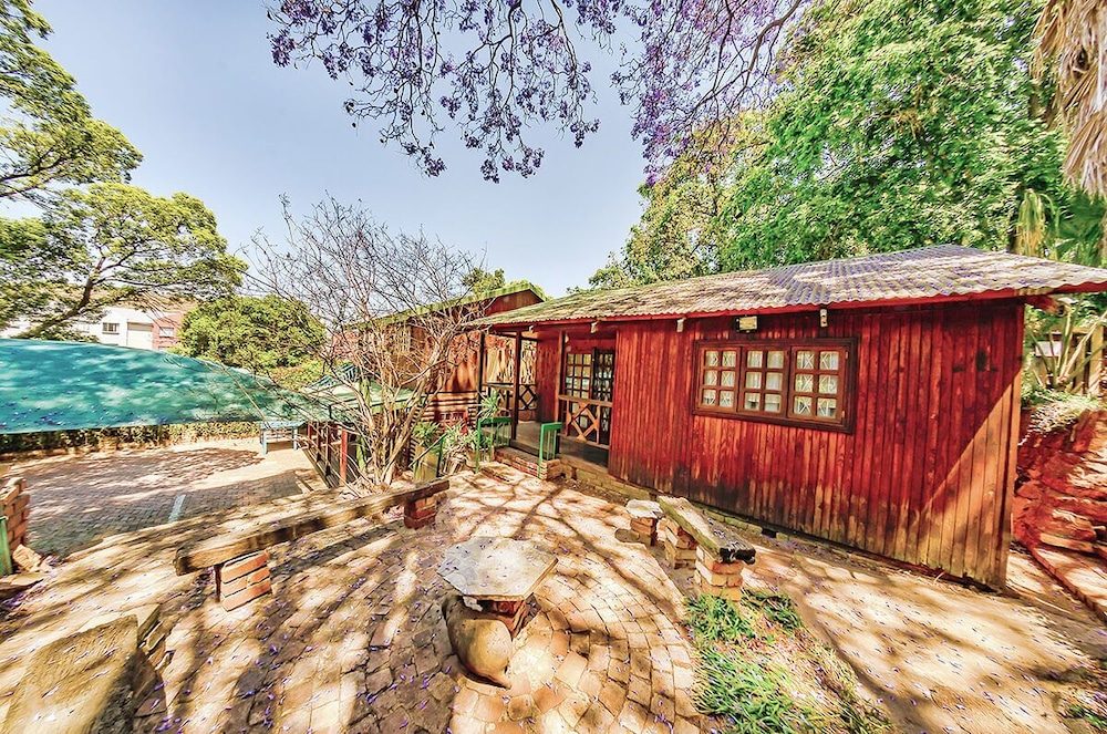 Amper Bo Guesthouse 29/35