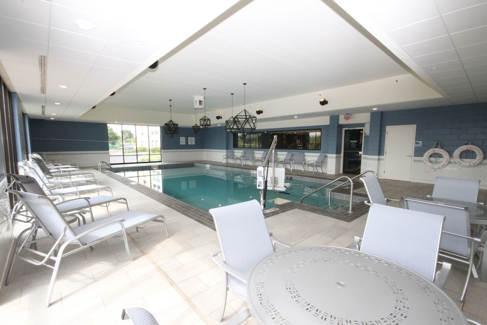 swimming pool spa