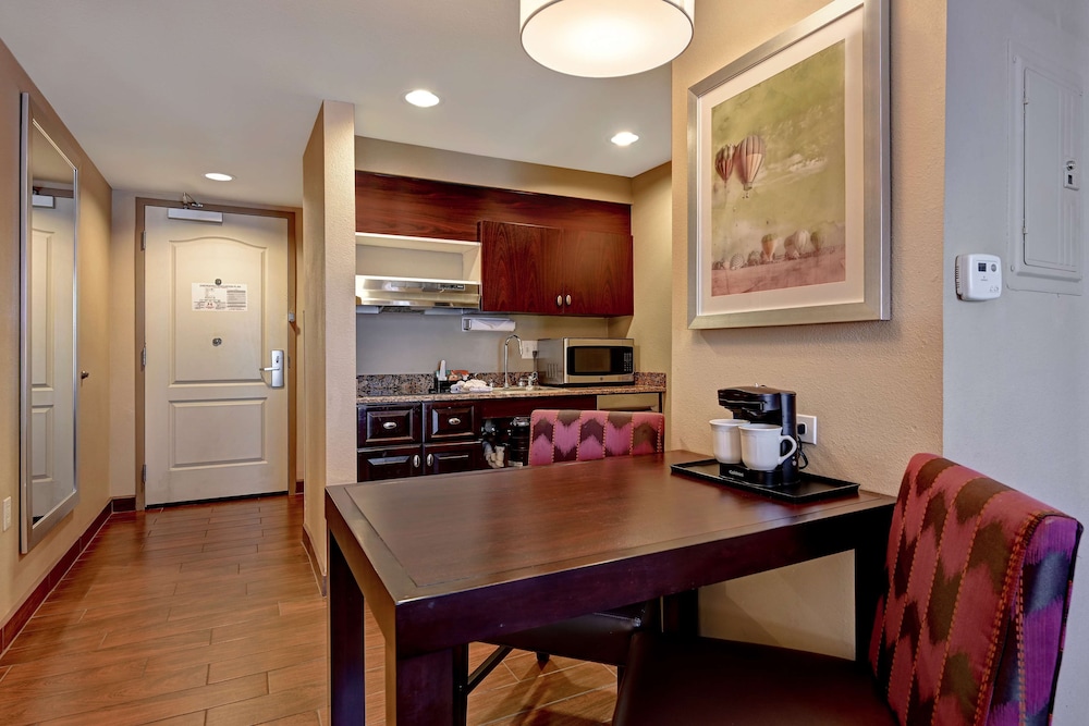 Homewood Suites by Hilton Albuquerque Airport 38/56