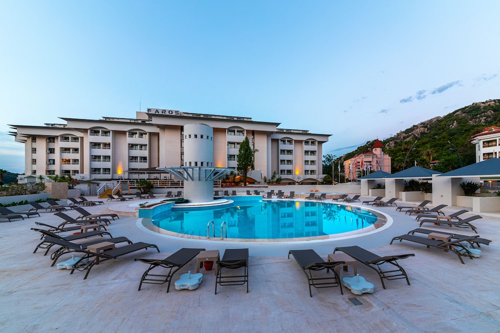 Faros Premium Beach - Adults Only (16+) 32/36