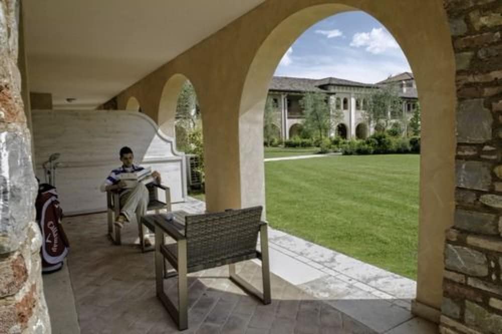 Chervo Golf Apartments San Vigilio 9/29