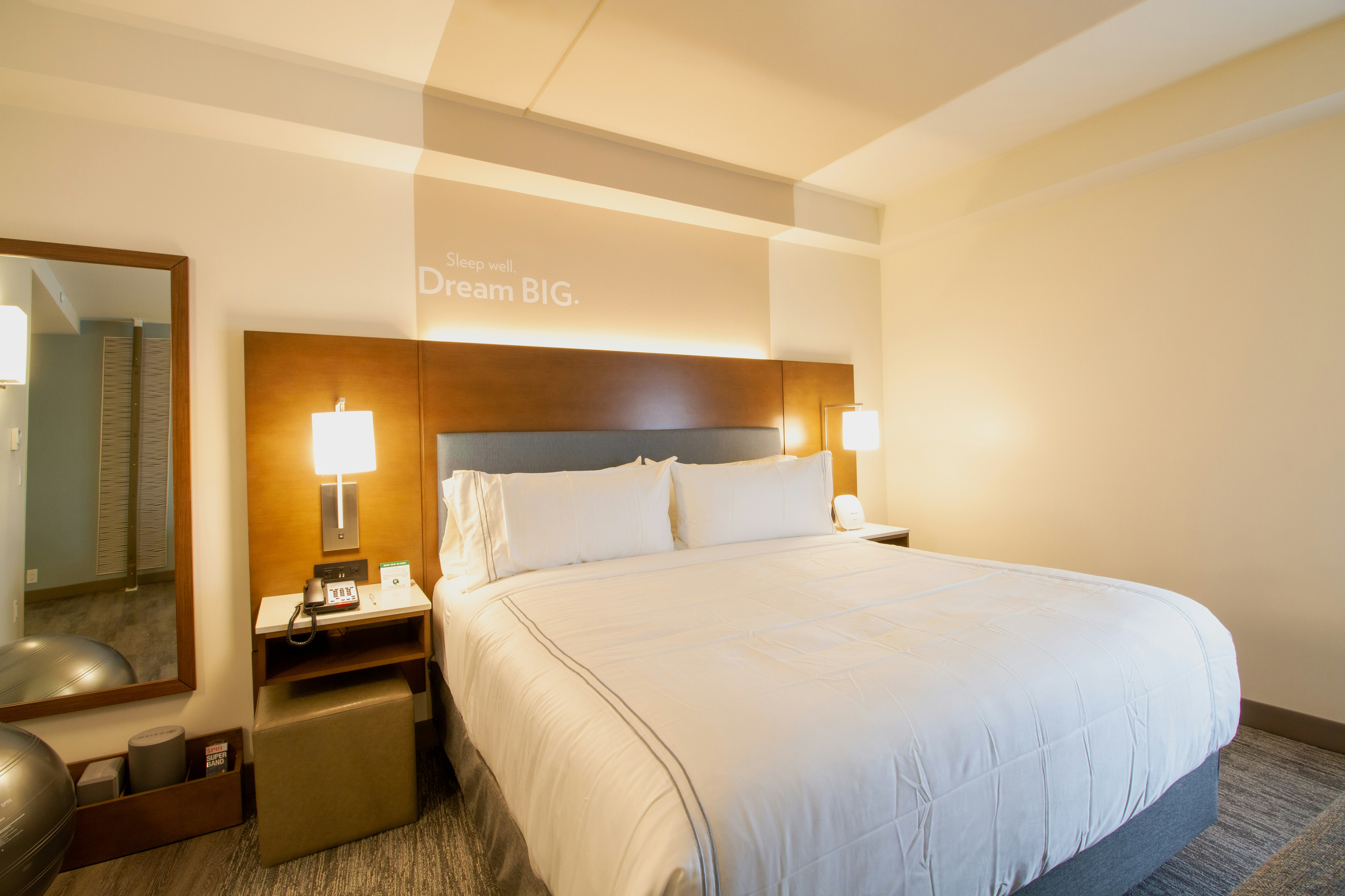 EVEN Hotel Manchester Airport, an IHG Hotel 11/50