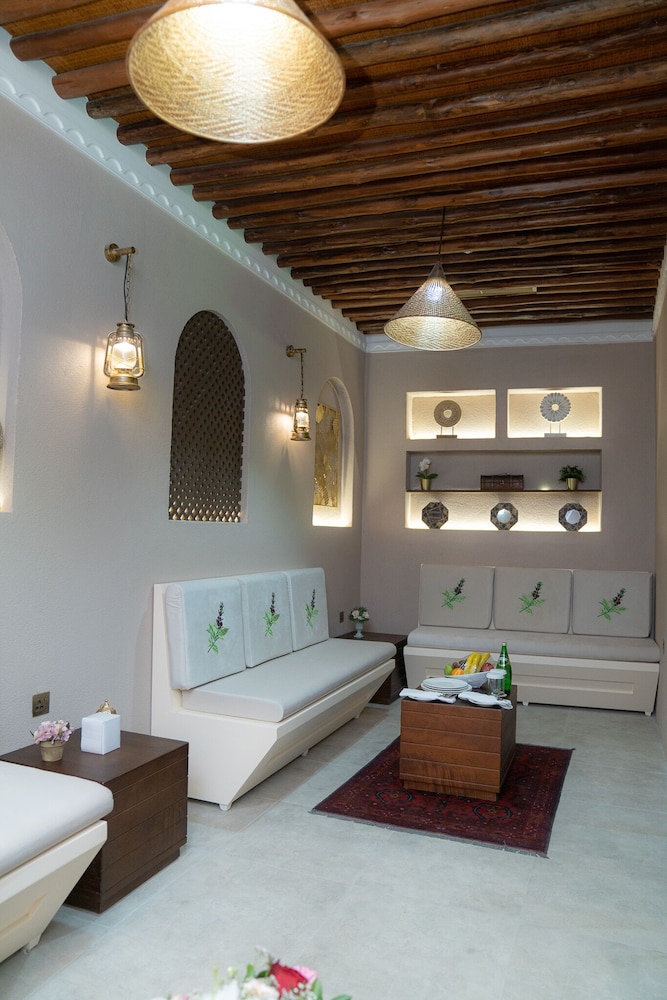 Nozol Al Rayaheen Sharjah Retreat 47/61