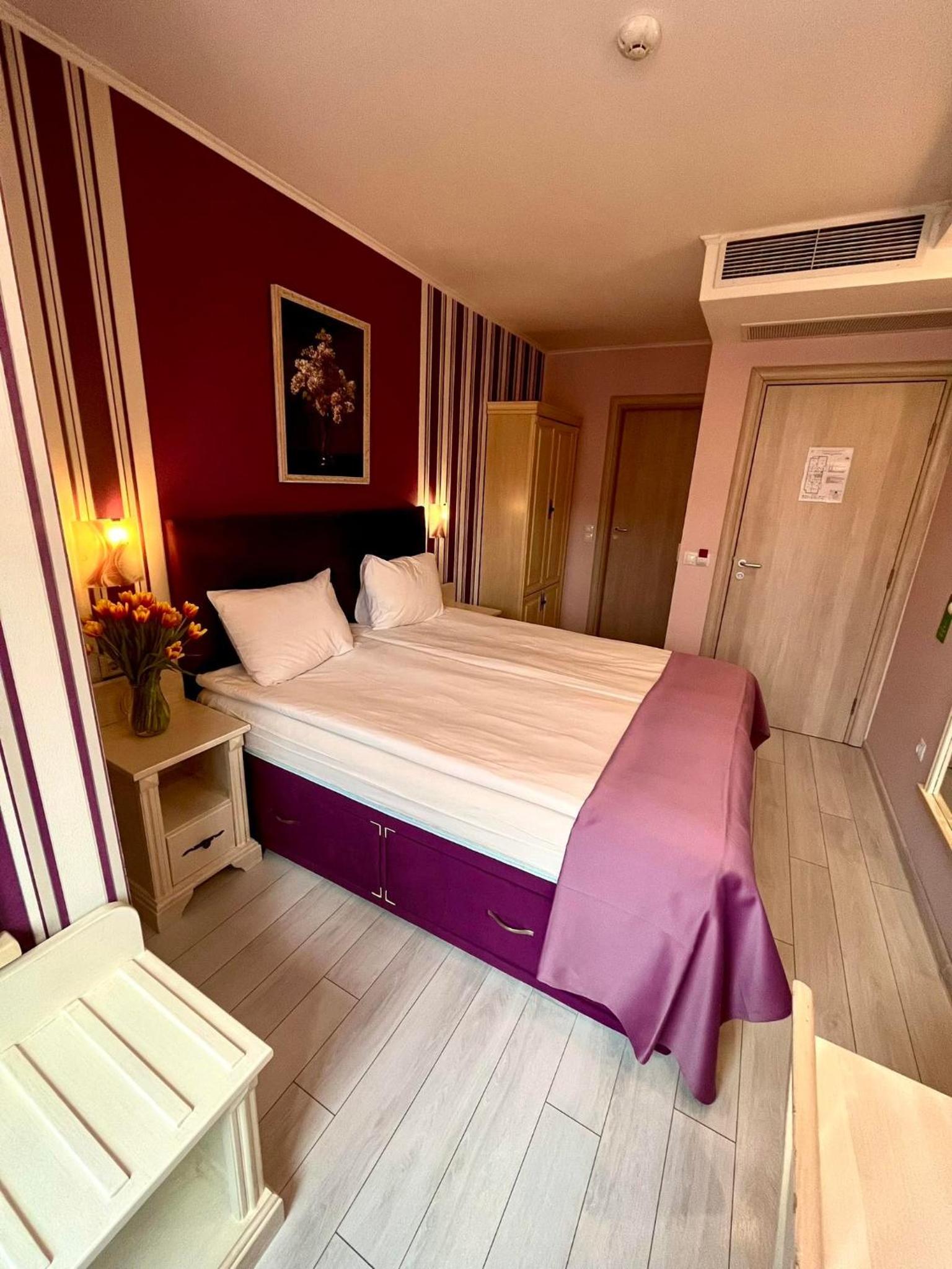 Hotel Adria 14/84