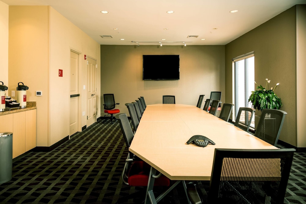 Towneplace Suites By Marriott Bangor 44/57