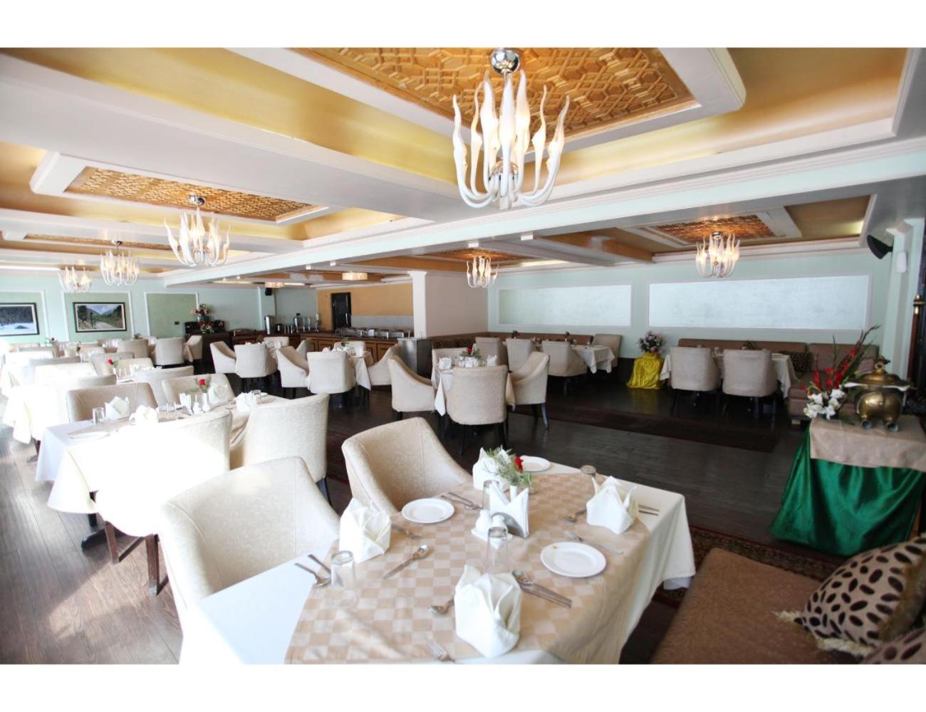 Hotel Grand Mumtaz 36/45