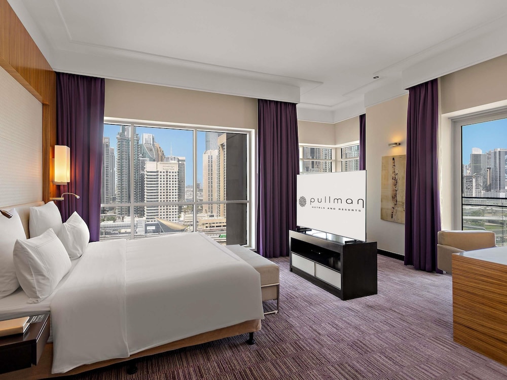 Deluxe, Executive, King Bed
