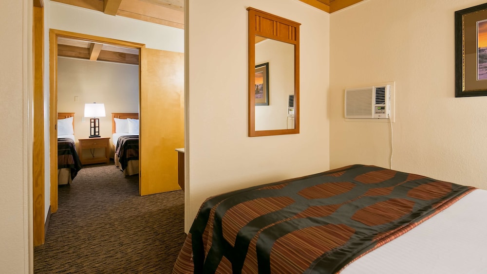 Best Western Plains Motel 11/49