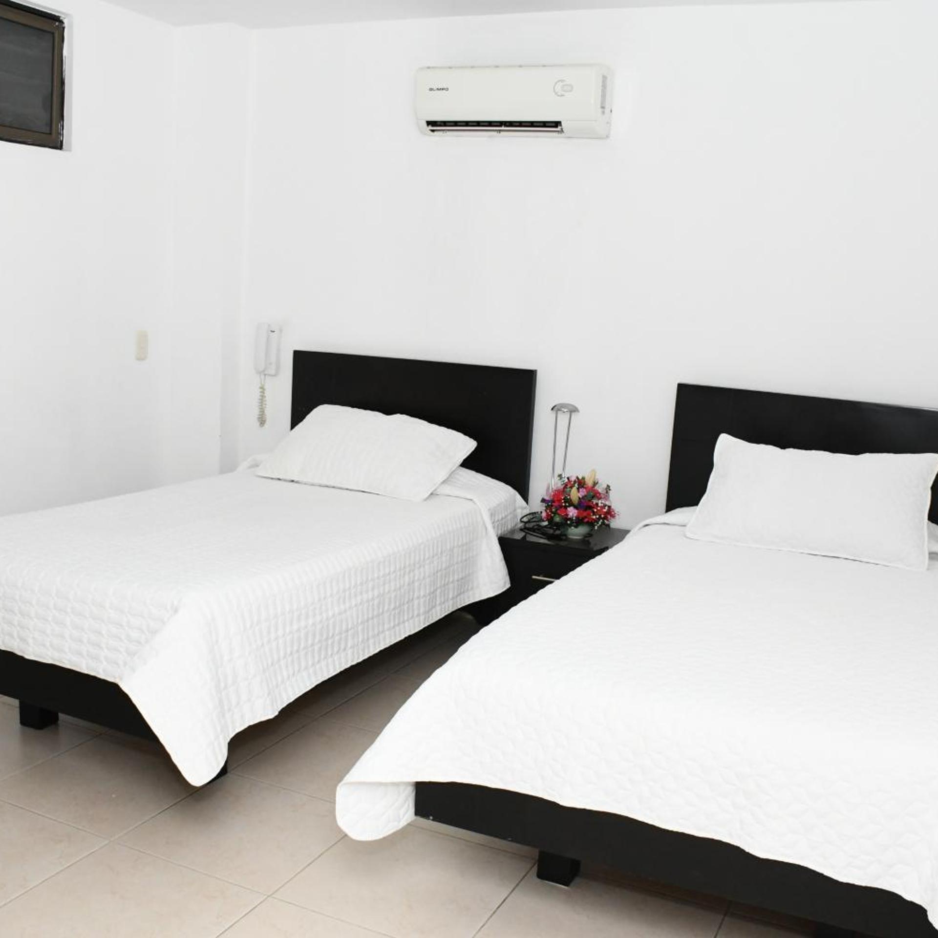 Aparta Hotel Los Cerezos 13/50