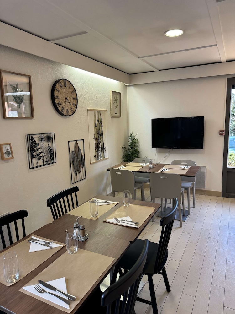 Campanile Saint Avold 31/33