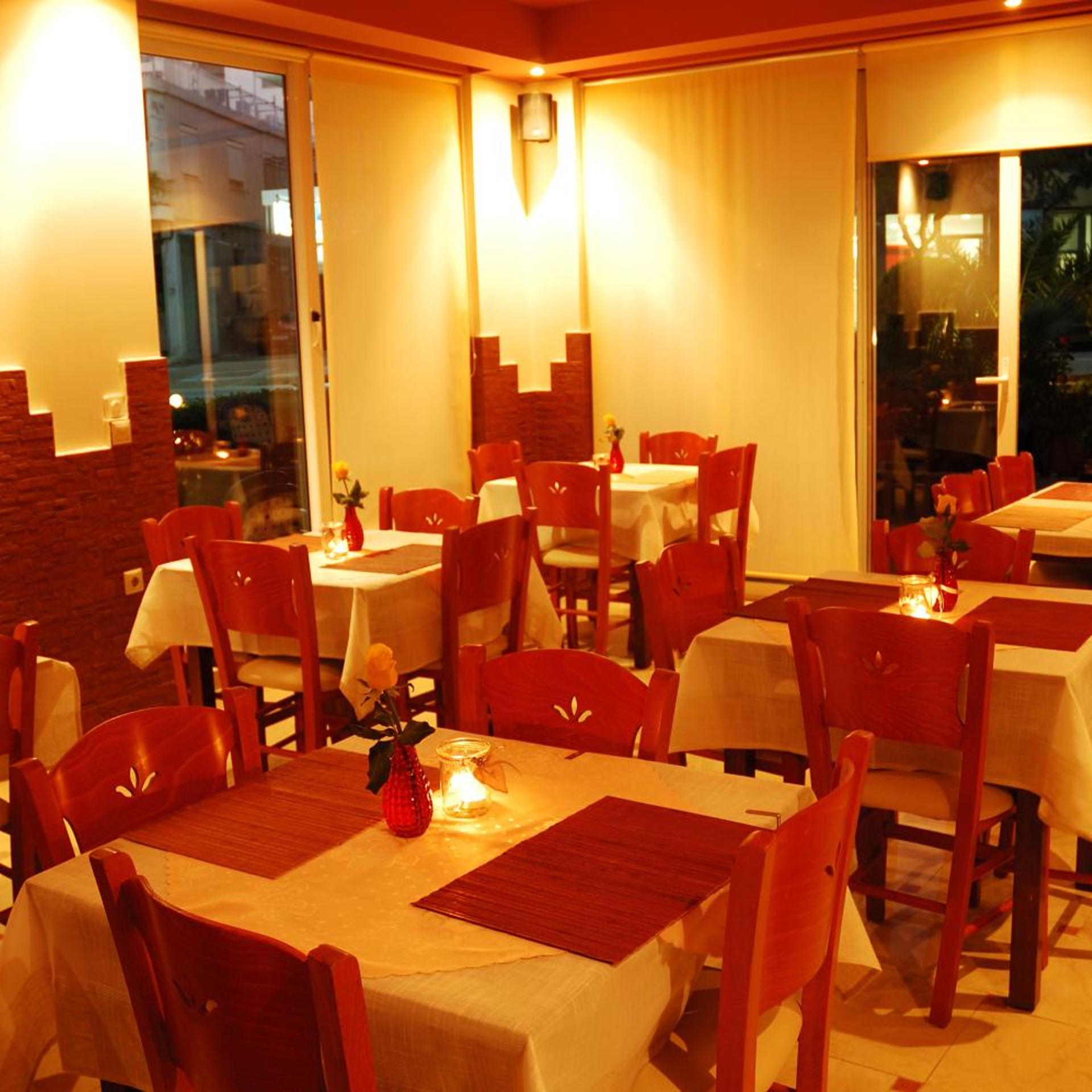 Ilion Hotel 42/48
