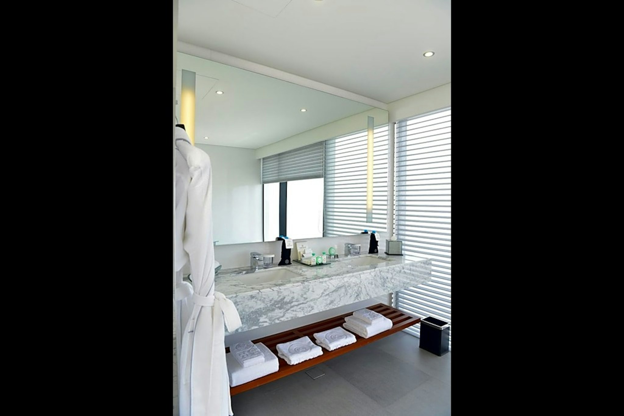 Ramee Grand Hotel And Spa 24/50