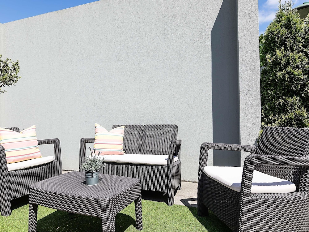 Ibis Guimaraes 55/73