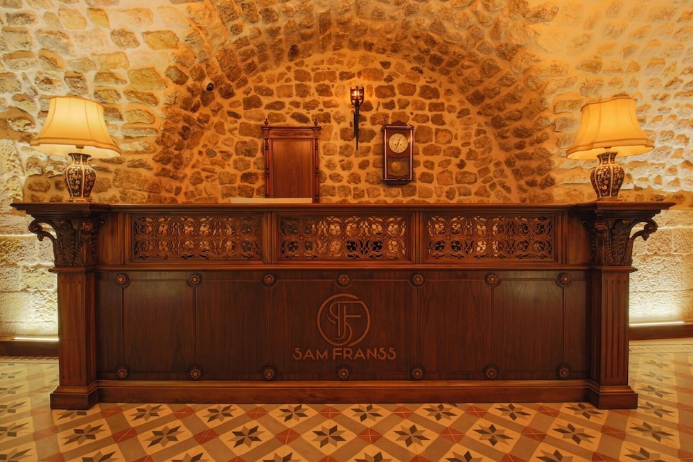 Sam Franss Boutique Hotel 1/22