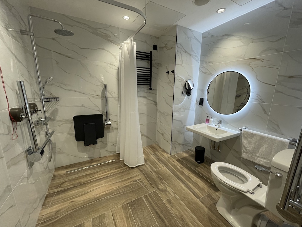 Tynecastle Park Hotel 15/15
