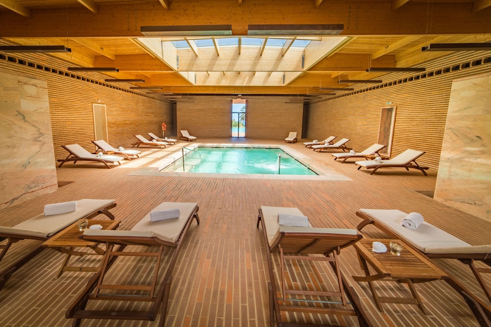 Porto Santo Hotel And Spa 25/52