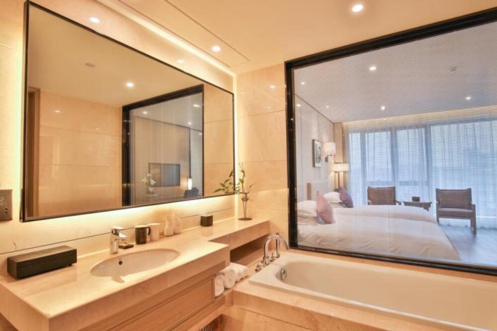 SSAW Boutique Hotel Meimei Wenzhou 46/48