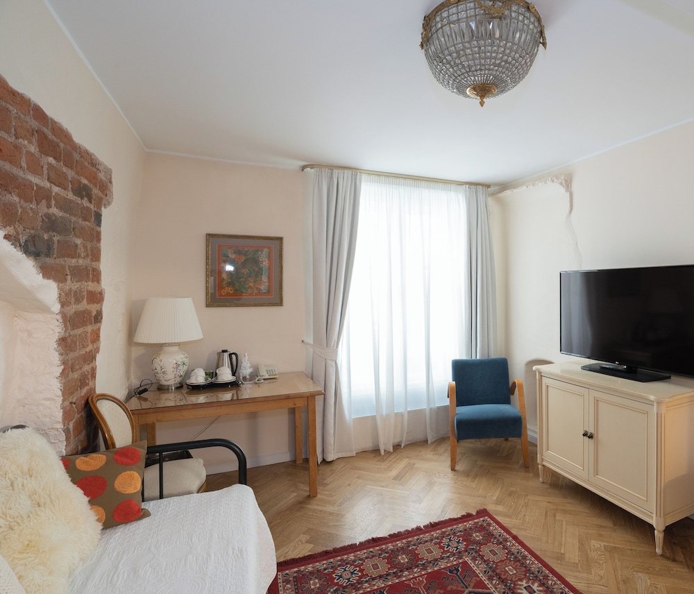 St Peters Boutique Hotel 35/49