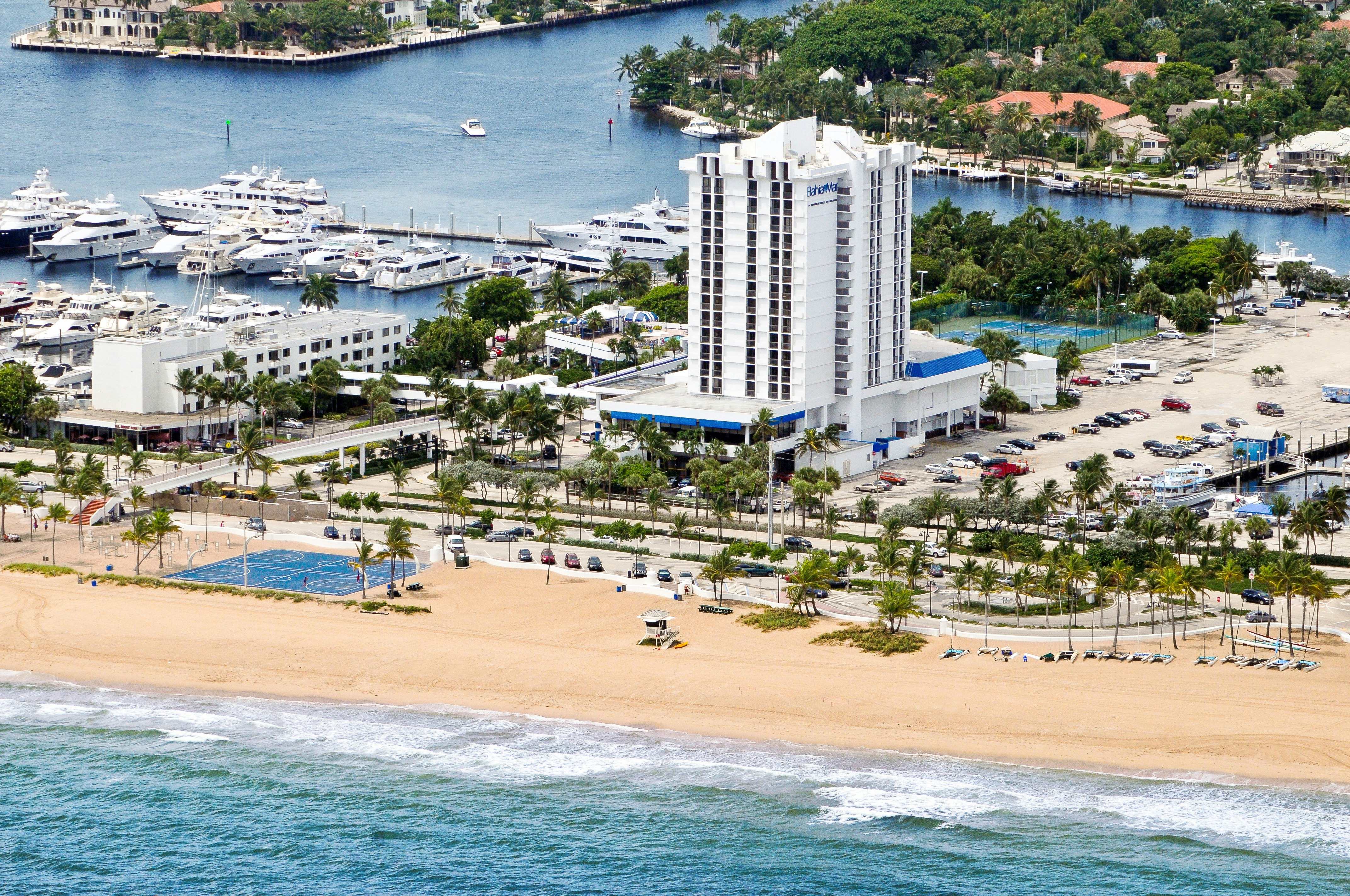 Bahia Mar Fort Lauderdale Beach a DoubleTree by Hilton Hotel 59/60