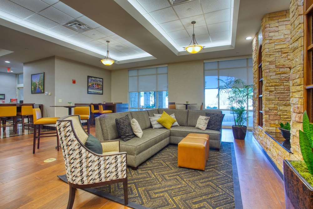 Drury Inn & Suites Near La Cantera Parkway 33/50