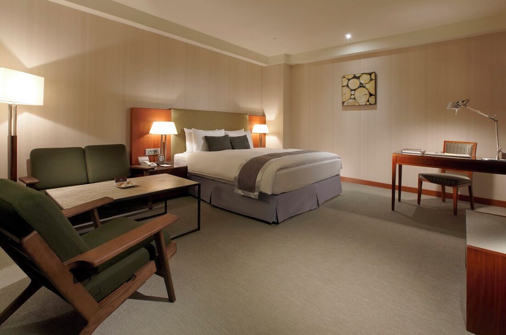 COMFORT, SUITE