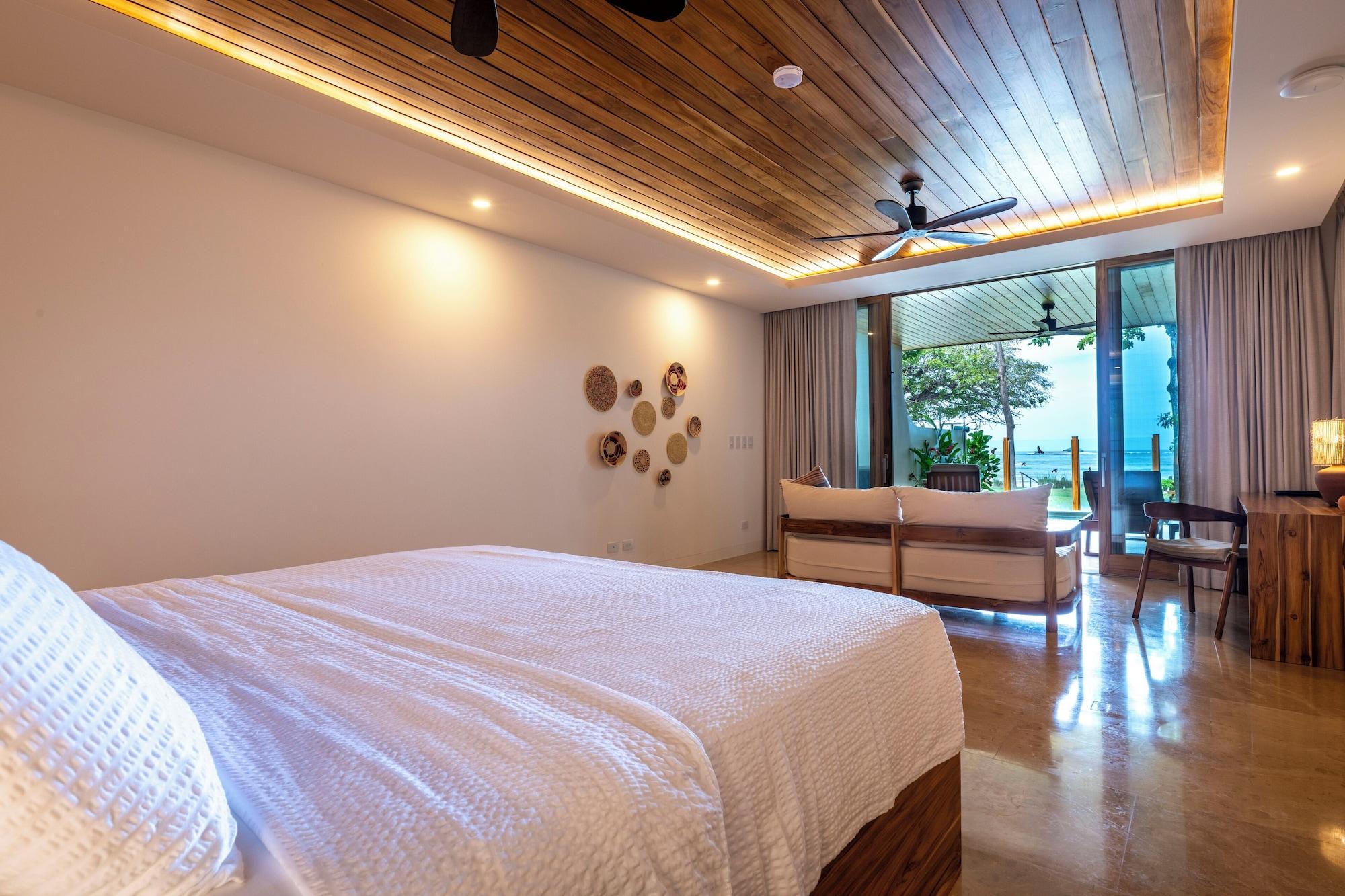 Suite, Beach Front, Terrace