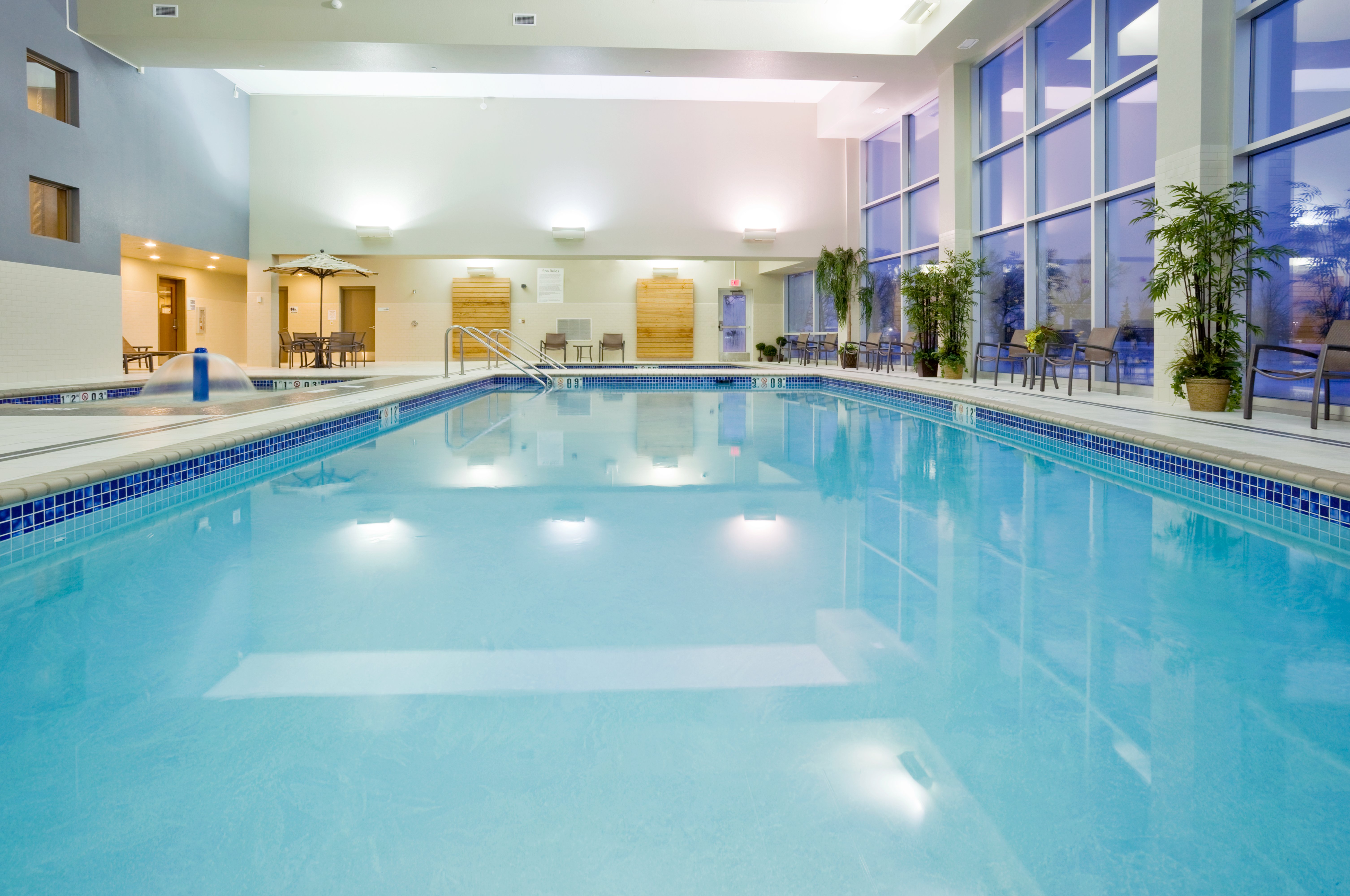 Holiday Inn Express Hotel And Suites Mankato East 46/76