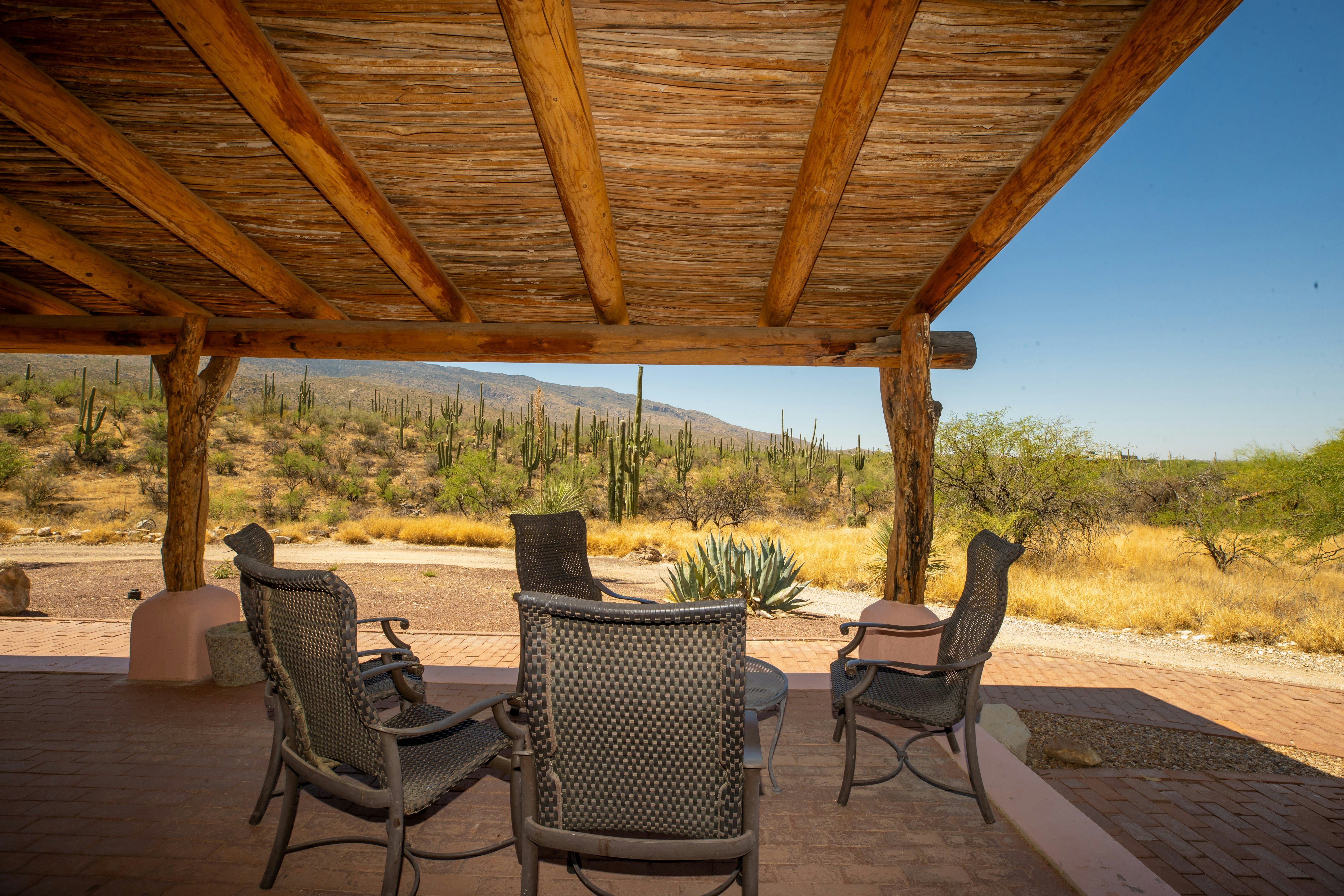 Tanque Verde Ranch 65/76