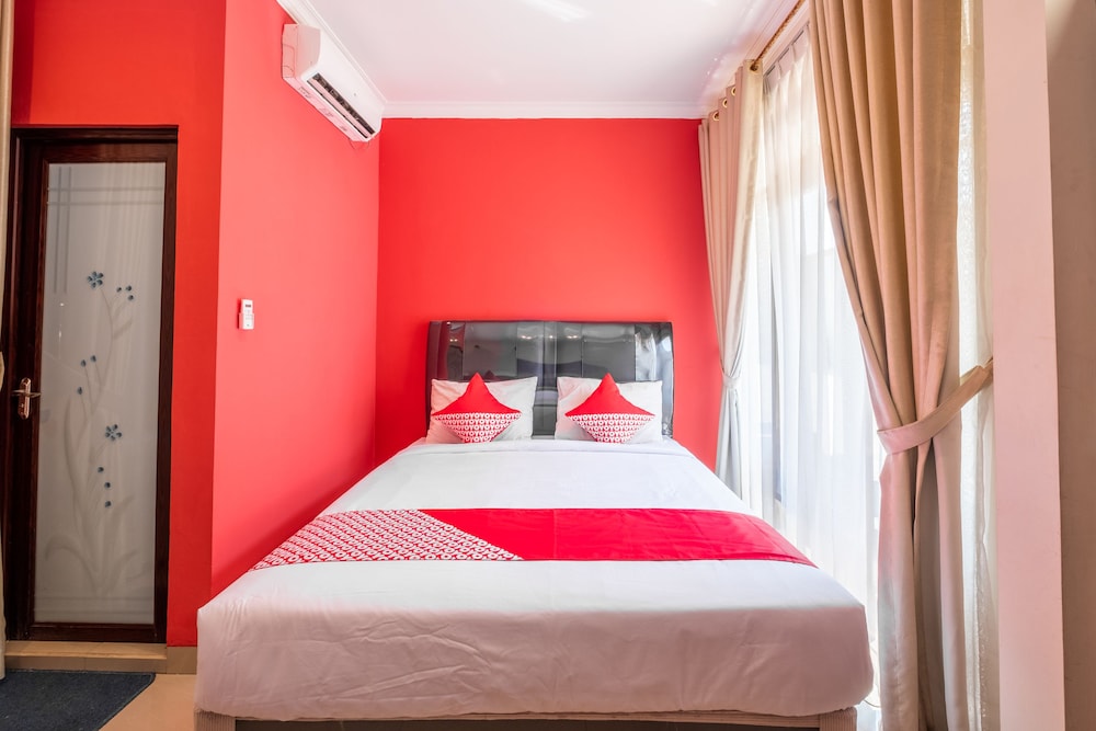 OYO Collection O 1032 Rahayu Residence Syariah 13/30