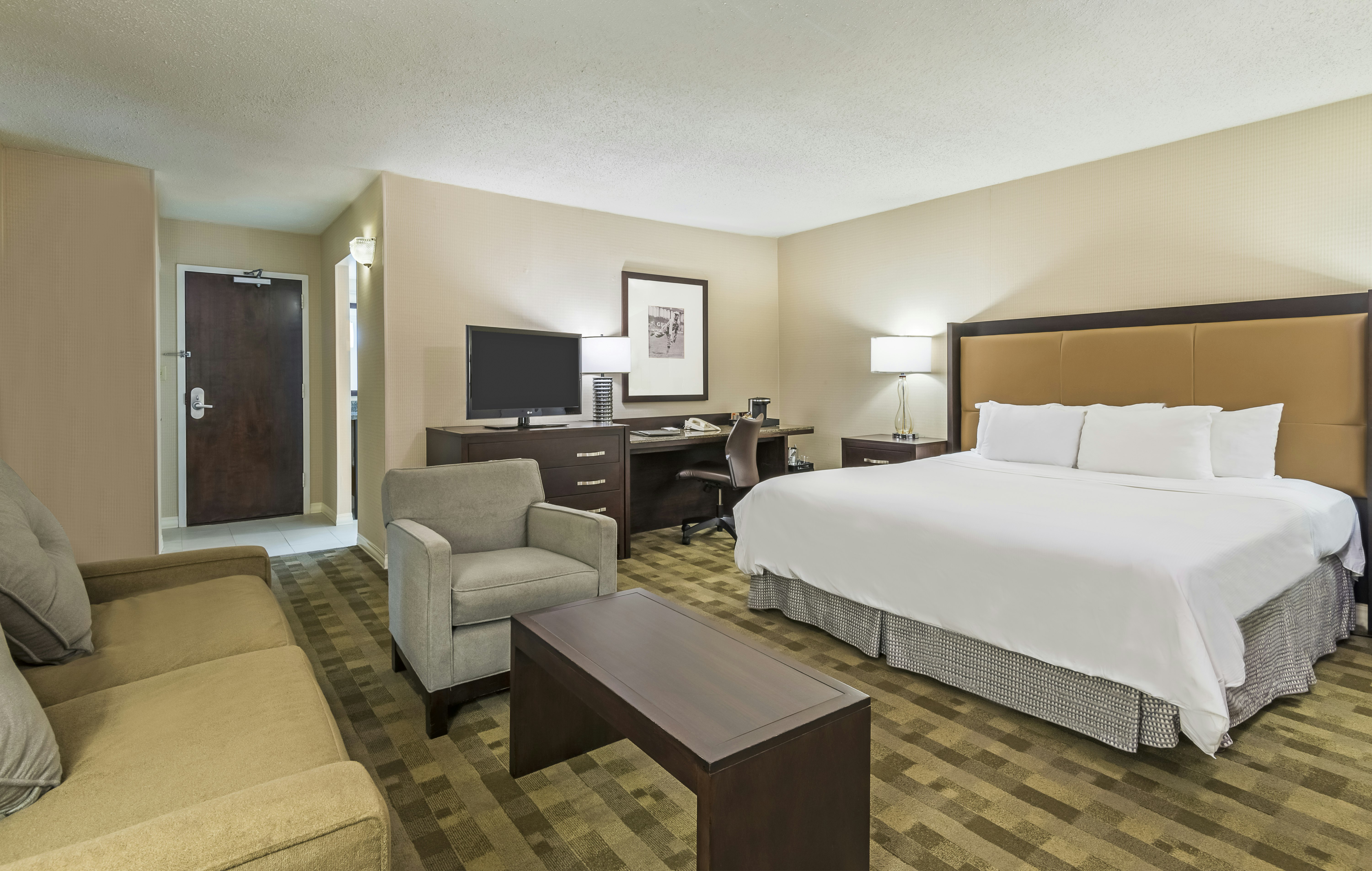 Room, King Bed, Executive Level, Corner