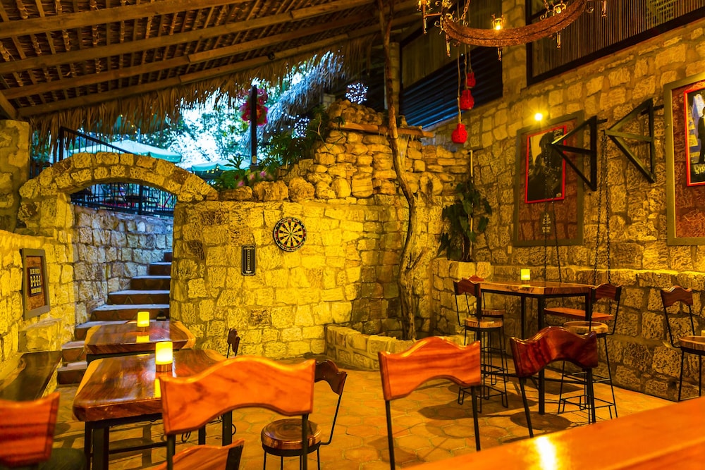 Mayan Hills Hotel 24/39