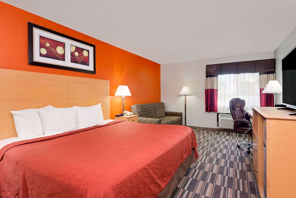Days Inn by Wyndham Sturtevant / Racine / Mount Pleasant 46/78