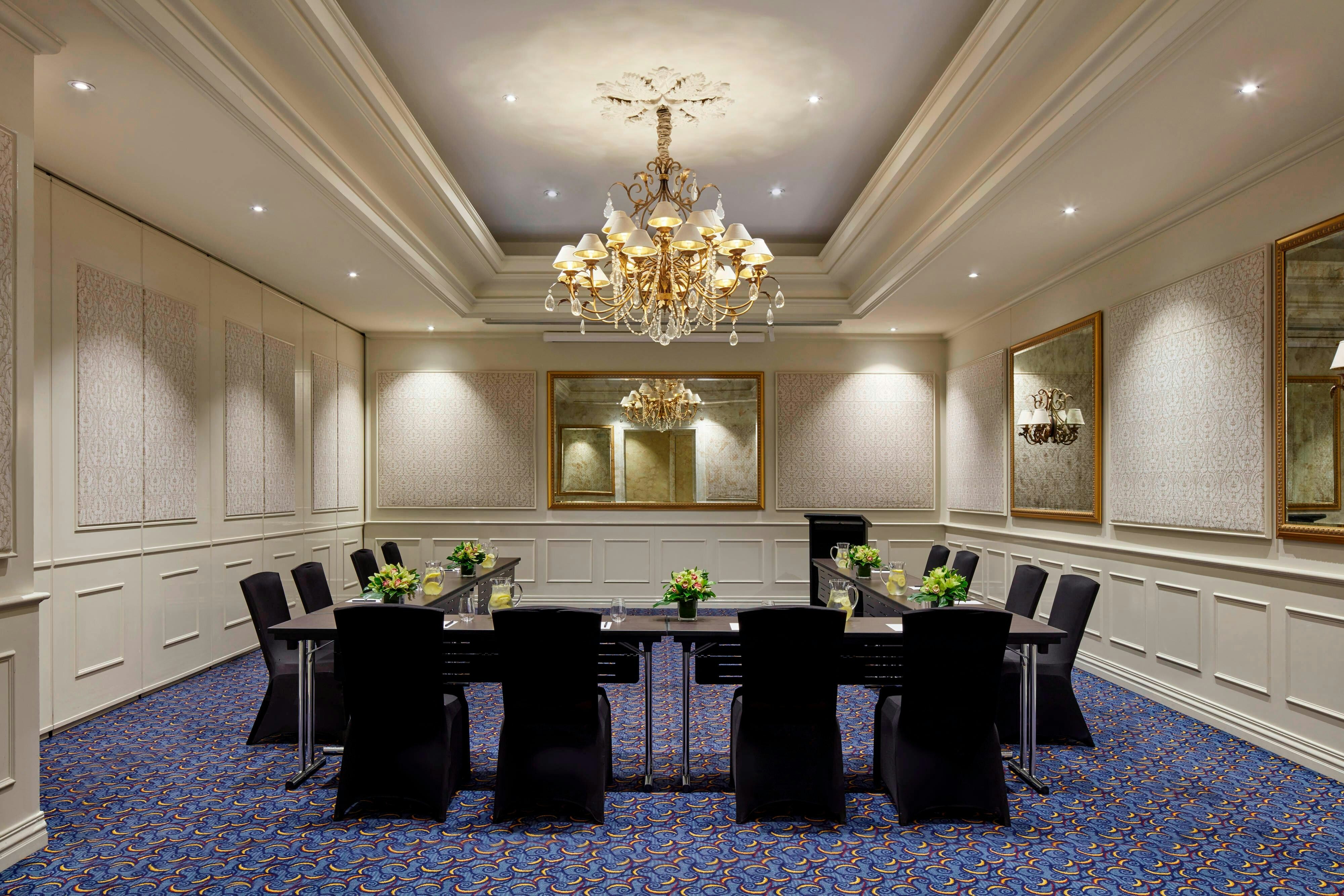 Melbourne Marriott Hotel 18/21
