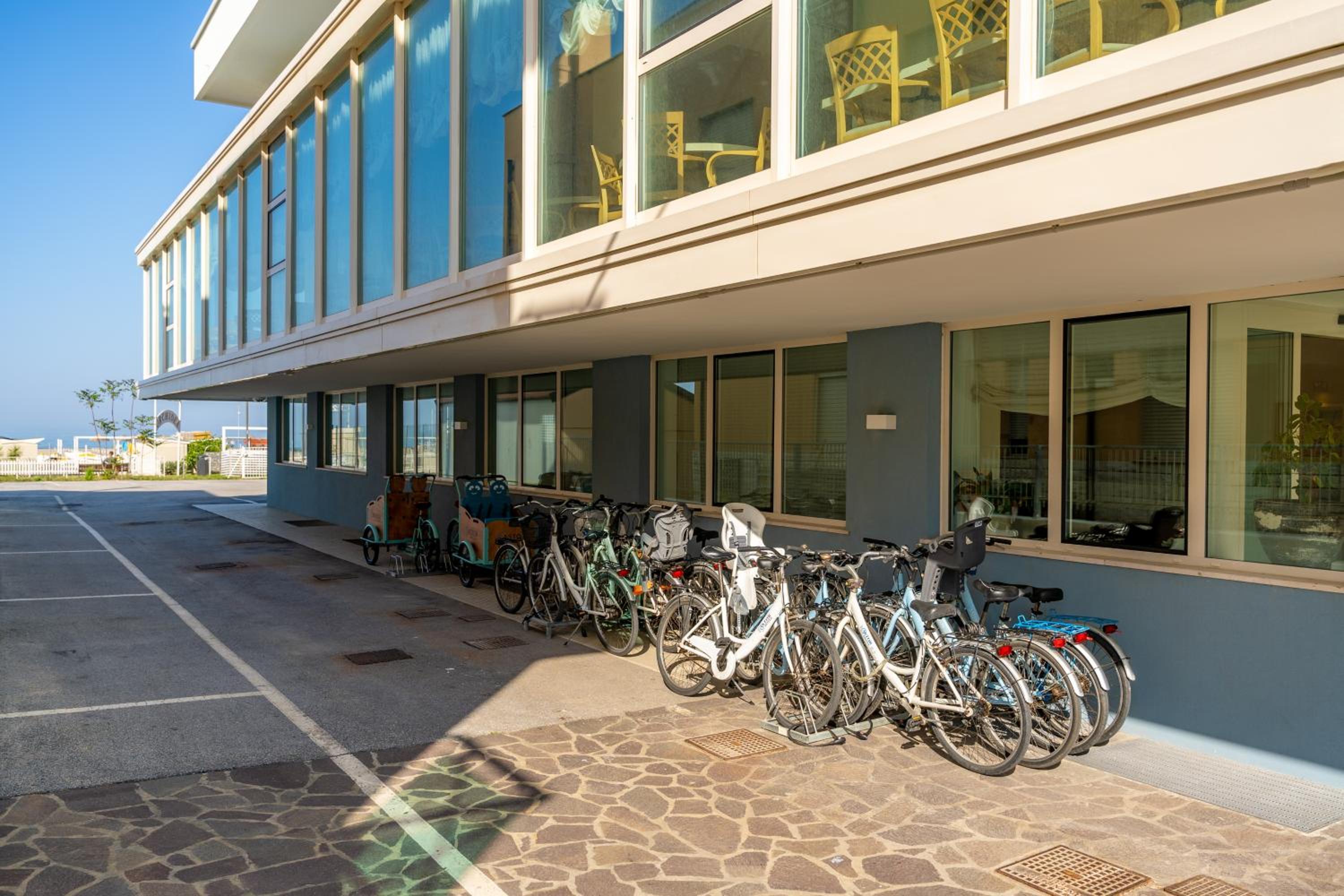 HOTEL ASTOR RIMINI 50/61