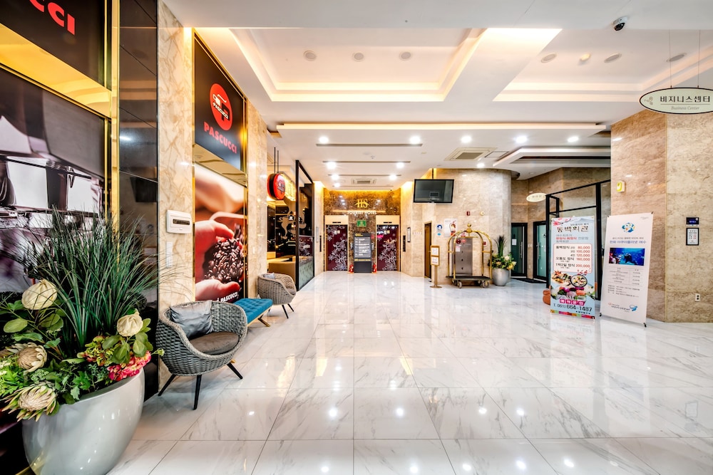 Hs Tourist Hotel 7/56