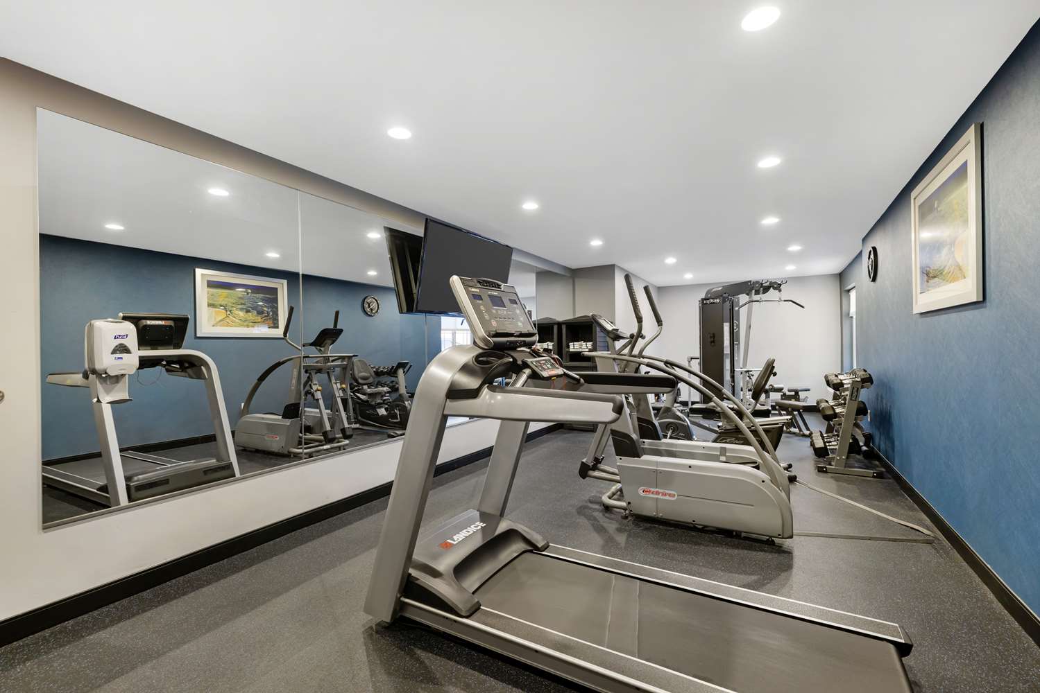 Best Western - On The Avenue 6/11