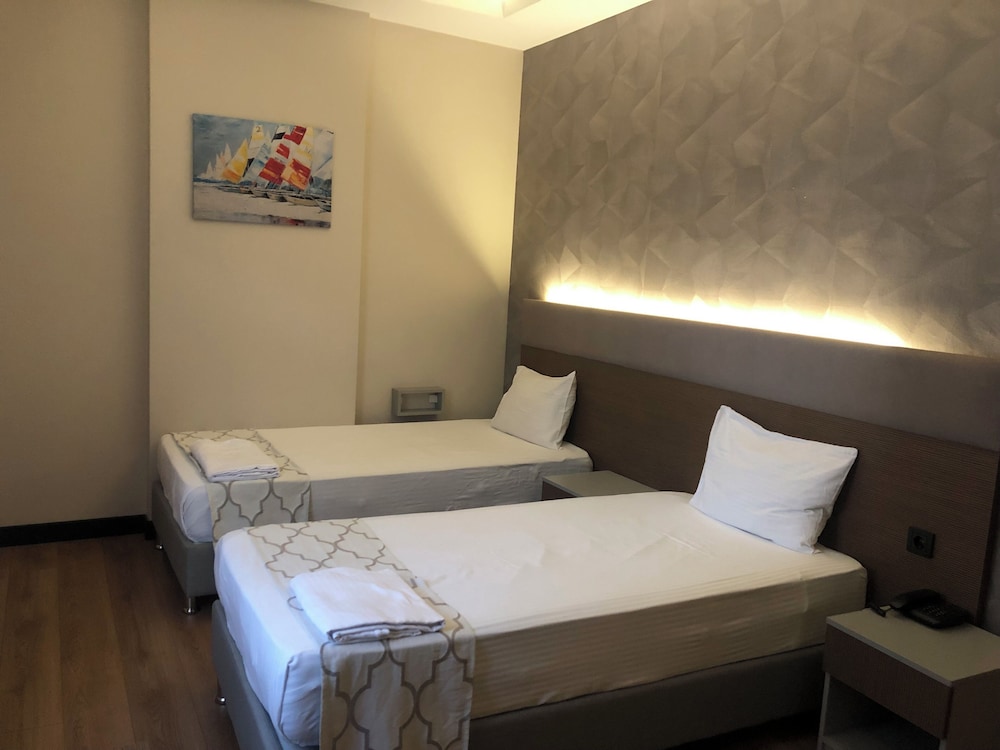 Niconya Port Suite Hotel 8/64