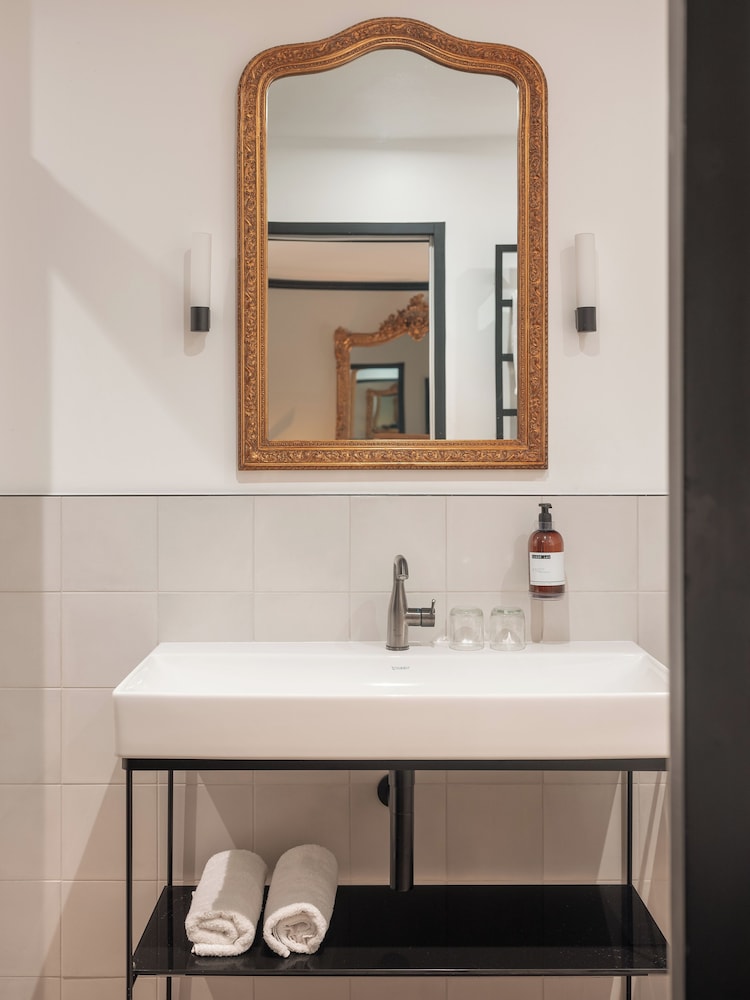 Maisons du Monde Hotel & Suites - Marseille Vieux Port 46/46