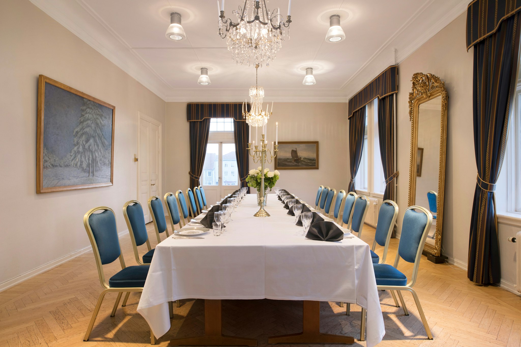 Profilhotels Calmar Stadshotell 70/77