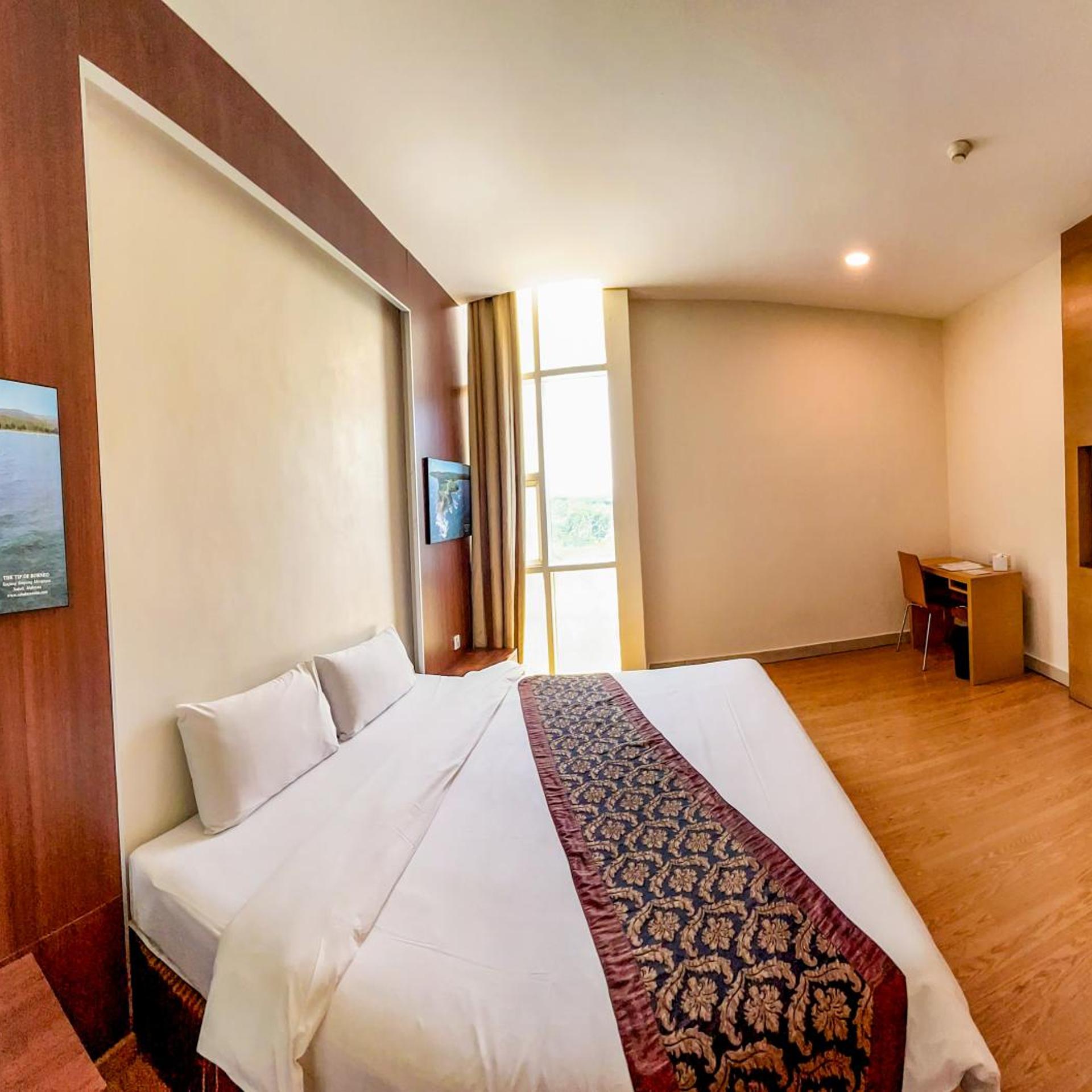 Premier, Courtyard Hotel At 1borneo 5/10