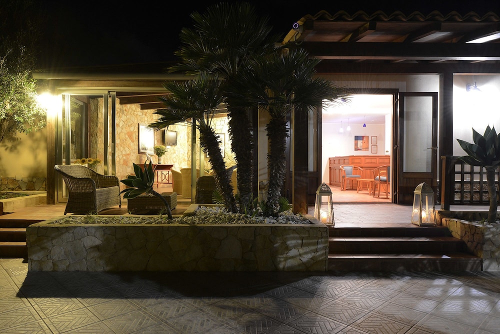 Oasis Hotel Residence and Resort 17/46