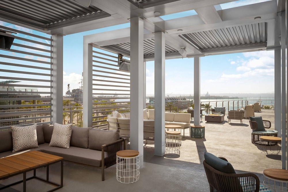 Springhill Suites San Diego Downtown Bayfront 28/52