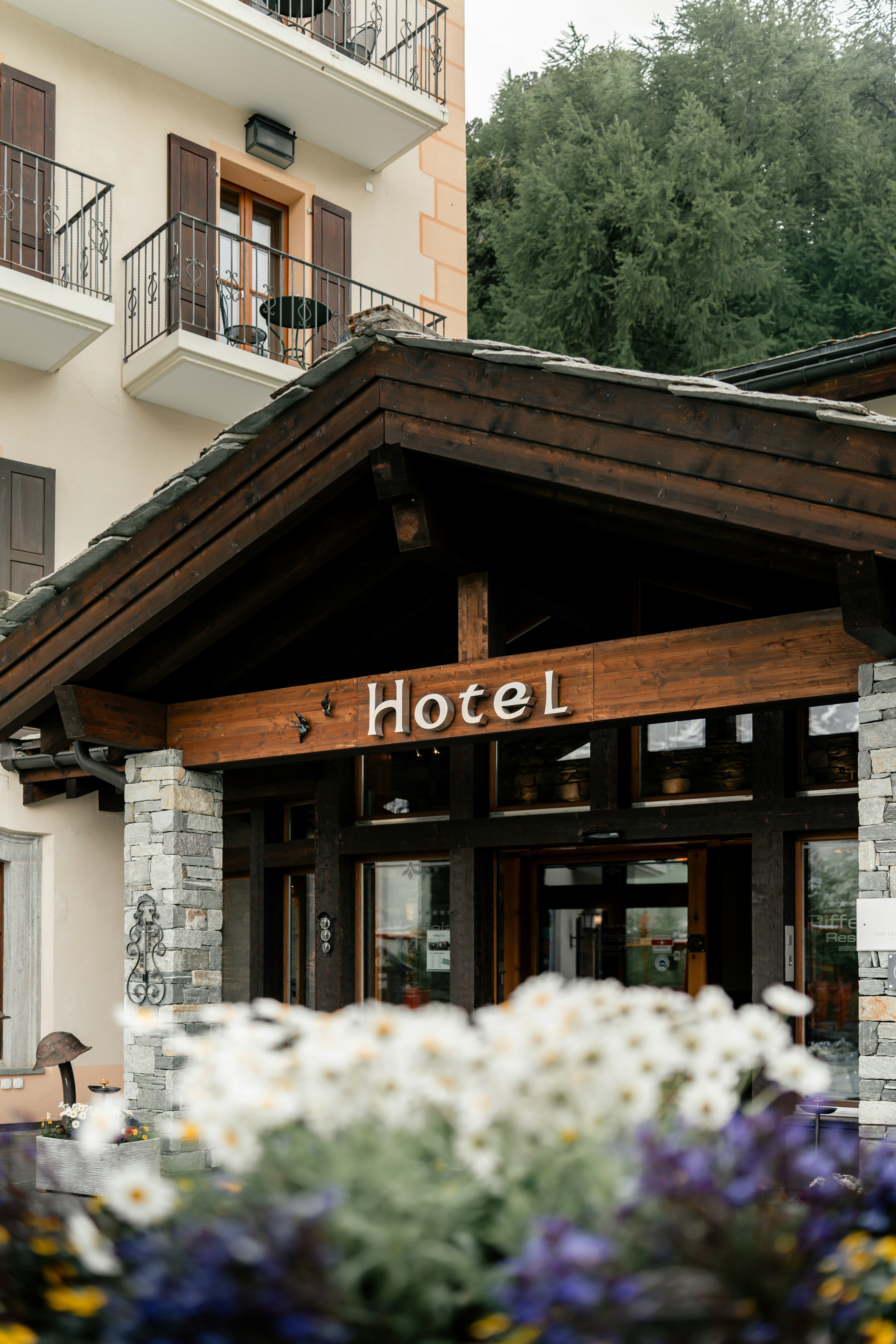 Riffelalp Resort 2/50