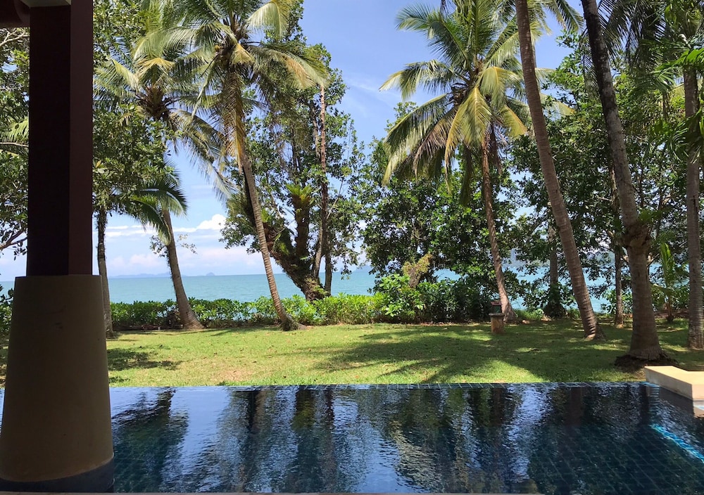 Amatapura Beach Villa 10 47/51