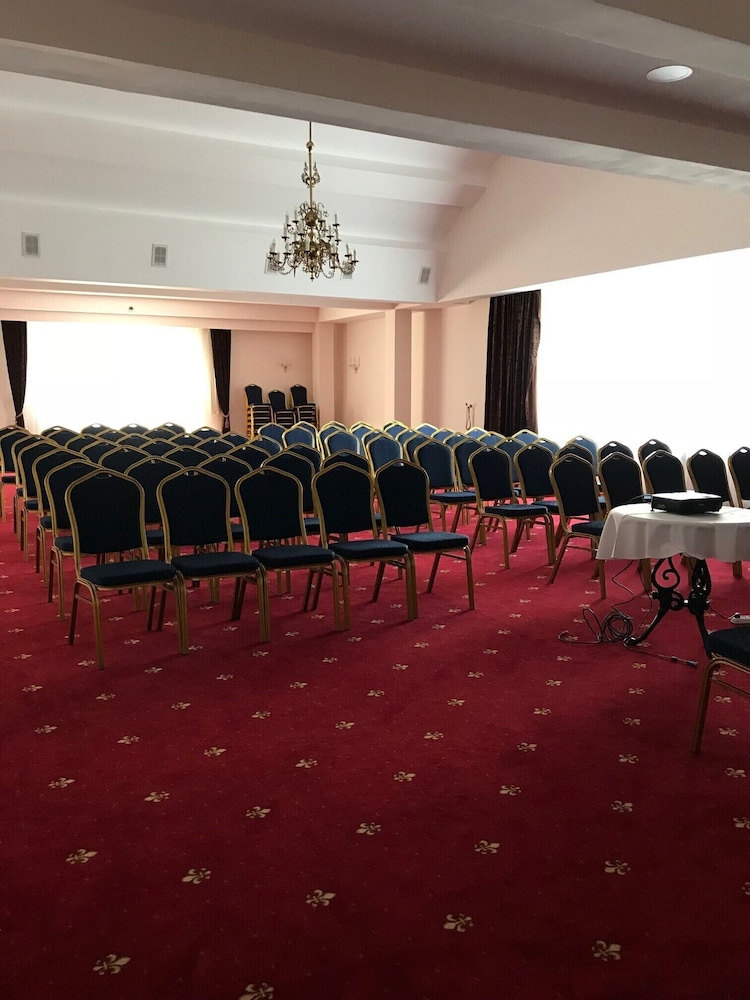 ATYRAU DASTAN HOTEL 27/30