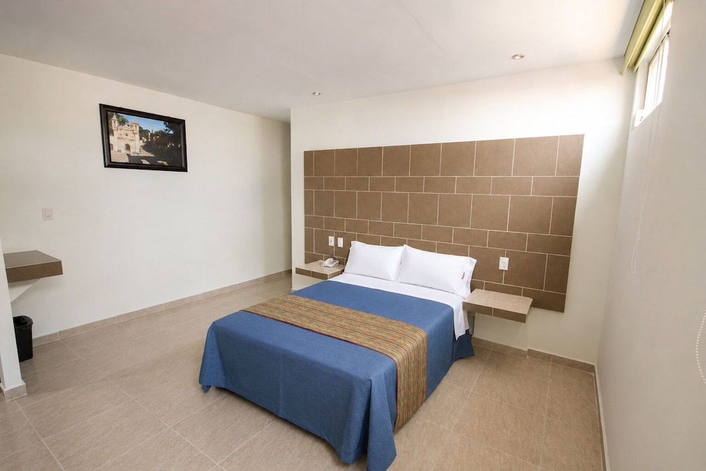 First Inn Hotel and Business 18/46