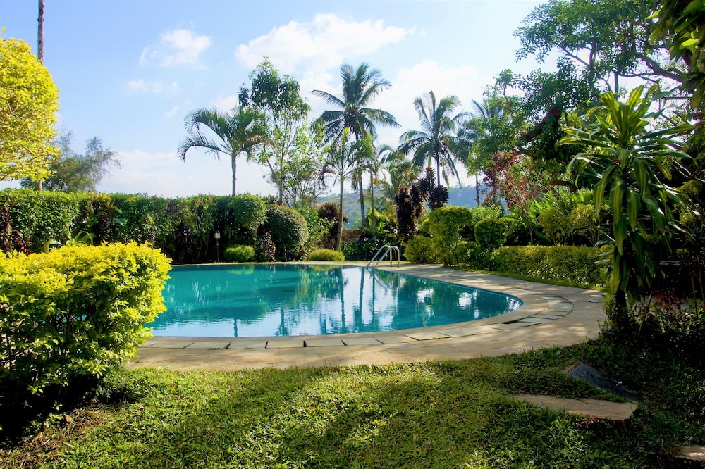 Hotel Coorg International 44/50