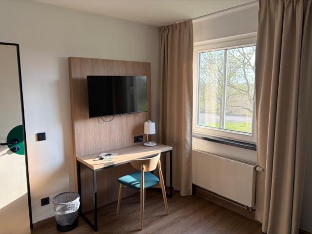 Arc Hotel 30/36