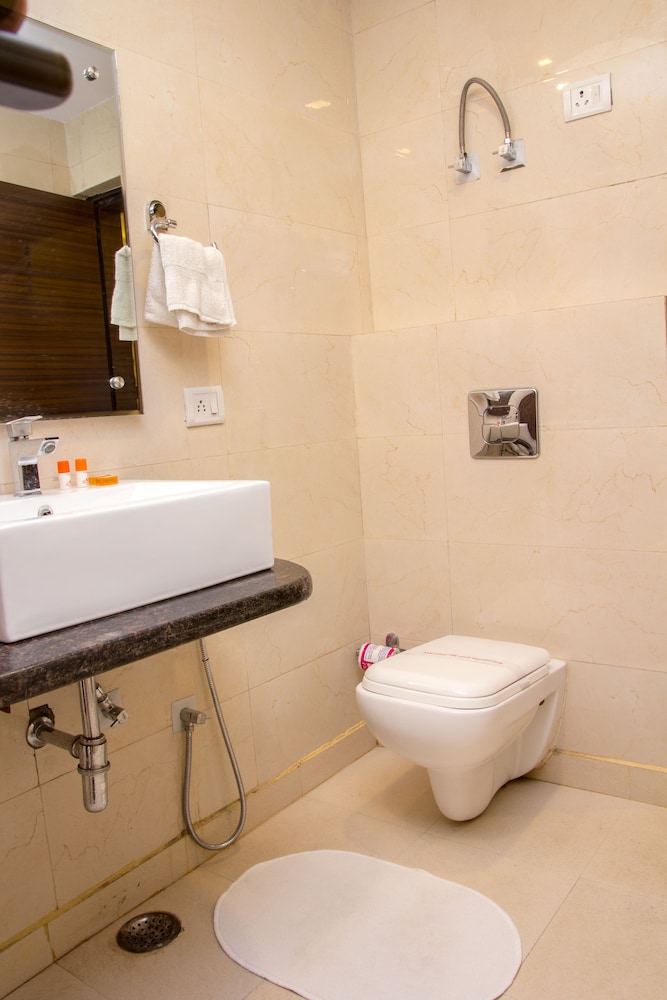 HOTEL PAWAN PLAZA 39/39