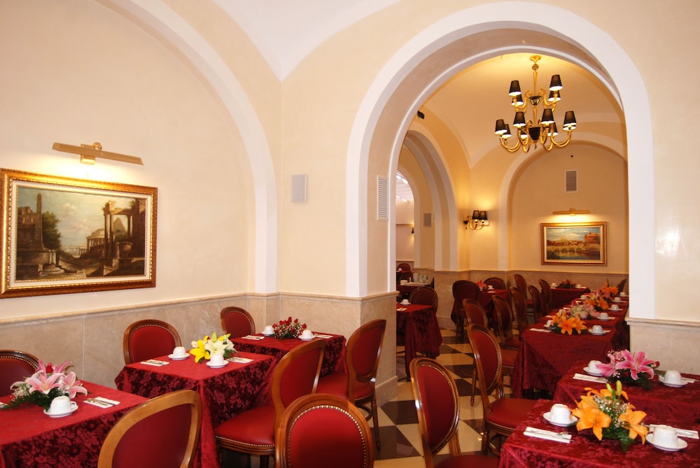 Hotel Contilia 49/66